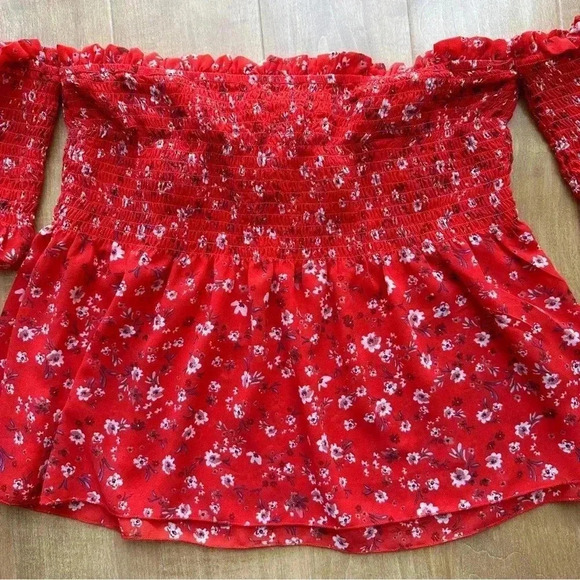 TOBI Red Floral Smocked Tassel Across the Shoulder Blouse, Size Medium - Picture 16 of 16